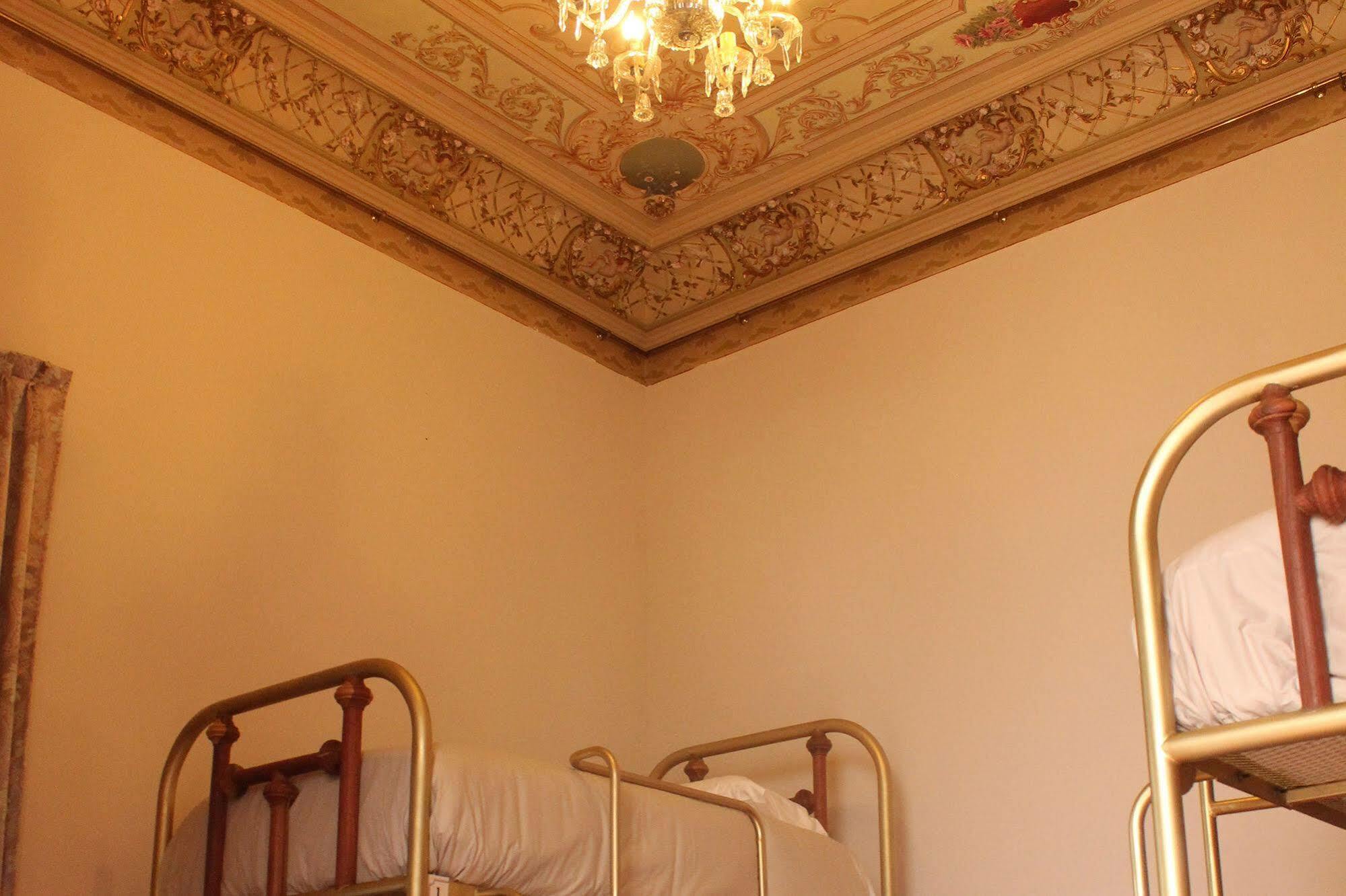 Leonora Hostal Πουέμπλα Εξωτερικό φωτογραφία
